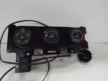 Load image into Gallery viewer, Temperature Controls Pontiac Vibe 2010 - MRK456410