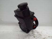 Load image into Gallery viewer, Power Steering Pump Chevrolet Impala 2009 - MRK456671