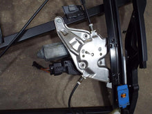 Load image into Gallery viewer, FRONT WINDOW REGULATOR A6 Allroad 98 99 00 01 Right - MRK456730