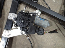 Load image into Gallery viewer, FRONT WINDOW REGULATOR A6 Allroad 98 99 00 01 Right - MRK456730