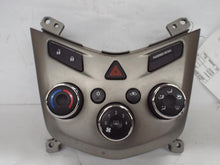 Load image into Gallery viewer, TEMPERATURE CONTROLS Chevrolet Sonic 2012 12 - MRK456853