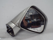 Load image into Gallery viewer, SIDE VIEW MIRROR Saturn Vue Capriva Sport 08 09 10 12 Right - MRK456988