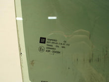 Load image into Gallery viewer, Front Door Glass Saturn Vue 2008 - MRK457008