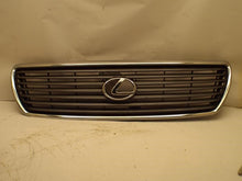 Load image into Gallery viewer, GRILLE Lexus LS430 2001 01 2002 02 2003 03 2004 04 - MRK457497