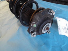 Load image into Gallery viewer, Strut Shock Chevrolet Cruze 2017 - MRK457564