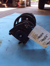 Load image into Gallery viewer, Strut Shock Isuzu Optima 2014 - MRK458226