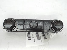 Load image into Gallery viewer, Temperature Controls SILVERADO 1500 PICKUP 2014 - MRK458332