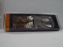 Load image into Gallery viewer, PARKLAMP Silverdao Avalanche 1500 2500 3500 2003 03 2004 04 05 06 07 Right - MRK458624