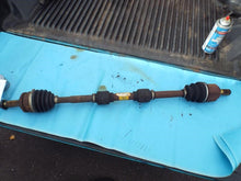 Load image into Gallery viewer, AXLE SHAFT Kia Soul 14 15 16 17 18 19 AT Right - MRK458819