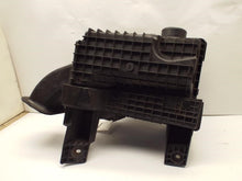Load image into Gallery viewer, Air Cleaner Box DODGE 1500 PICKUP 2004 - MRK459111