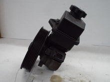 Load image into Gallery viewer, Power Steering Pump Chevrolet Impala 2009 - MRK459418