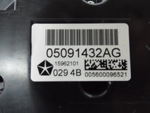 Load image into Gallery viewer, Temperature Controls Jeep Cherokee 2014 - MRK459504