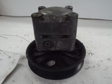 Load image into Gallery viewer, POWER STEERING PUMP Volvo S60 V70 S80 99 00 01 - 04 05 - MRK461149