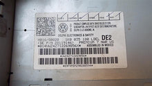 Load image into Gallery viewer, Radio jetta 2008 08 2009 09 - MM498058