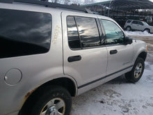 Load image into Gallery viewer, FRONT DRIVE SHAFT Aviator Explorer 2002 02 2003 03 2004 04 2005 05 - CTL222279