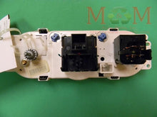 Load image into Gallery viewer, Temperature Controls Ford Escape 2006 - MM671901
