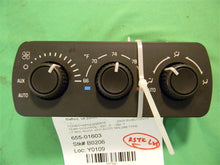 Load image into Gallery viewer, FRONT TEMPERATURE CONTROLS Escalade Escalade ESV Suburban 1500 03-06 - MM676590