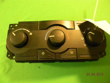 Load image into Gallery viewer, TEMPERATURE CONTROLS 300 300C Charger Magnum 05 06 07 - MM678075