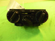 Load image into Gallery viewer, Temperature Controls Nissan Juke 2011 - MM685205