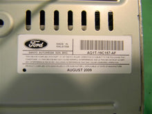 Load image into Gallery viewer, RADIO Ford Taurus 2010 10 AM FM CD - MM689701