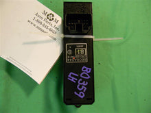 Load image into Gallery viewer, Window Switch Mitsubishi Outlander 2008 - MM690411