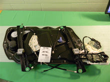 Load image into Gallery viewer, FRONT WINDOW REGULATOR Volkswagen Passat 2006 06 2007 07 2008 08 Right - MM690929