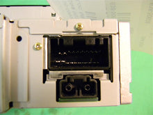 Load image into Gallery viewer, Radio S Type 2003 03 2004 04 05 06 07 08 Am FM CD - MM692769