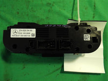 Load image into Gallery viewer, FRONT TEMPERATURE CONTROLS C230 C300 C350 2008 08 - MM704916