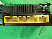 Load image into Gallery viewer, TEMPERATURE CONTROLS Audi A6 Allroad 2003 03 2004 04 2005 05 - MM710243