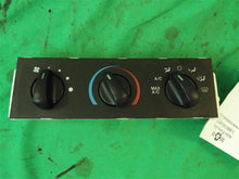Load image into Gallery viewer, Temperature Controls Ford Mustang 2004 - MM712165