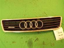 Load image into Gallery viewer, GRILLE Audi A6 2000 00 2001 01 2.7L 2.8L Upper - MM714028