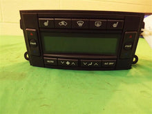 Load image into Gallery viewer, Temperature Controls Cadillac CTS 2005 - MM715321