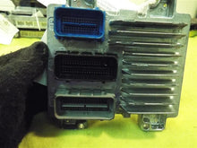 Load image into Gallery viewer, ECU ECM COMPUTER ELR Cruze Silverado 2500 Pickup Silverado 3500 11-16 - MM729242