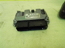 Load image into Gallery viewer, ECU ECM COMPUTER Passat 2012 12 2.5L Auto - MM748550