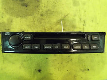 Load image into Gallery viewer, Radio Jaguar XJ8 2004 04 2005 05 2006 06 2007 07 AM FM CD - MM784039