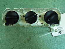 Load image into Gallery viewer, Temperature Controls Toyota Matrix 2006 - MM786750
