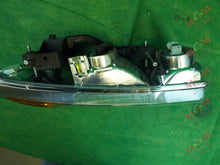 Load image into Gallery viewer, HEADLIGHT LAMP ASSEMBLY S Series Coupe S Series Sedan 00-02 Right - MM810912