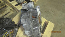 Load image into Gallery viewer, Transmission Chevrolet Camaro 2010 - MM817581