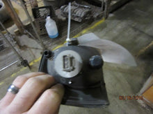 Load image into Gallery viewer, RADIO Volvo S80 1999 99 2000 00 2001 01 02 03 04 HU801 - MM826486