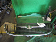 Load image into Gallery viewer, GRILLE Town & Country 2001 01 2002 02 2003 03 2004 04 - MM853475