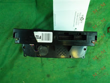 Load image into Gallery viewer, TEMPERATURE CONTROLS Hyundai Santa Fe 02 03 04 05 06 - MM856073