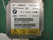 Load image into Gallery viewer, AIR BAG COMPUTER X5 M3 320i 2001 01 02 03 04 05 06 - MM865066