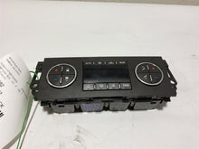 Load image into Gallery viewer, TEMPERATURE CONTROLS Tahoe Yukon Yukon Denali 08 09 10 11 - MM870478