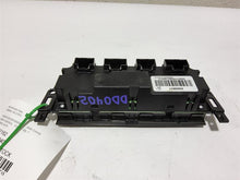 Load image into Gallery viewer, TEMPERATURE CONTROLS Tahoe Yukon Yukon Denali 08 09 10 11 - MM870478