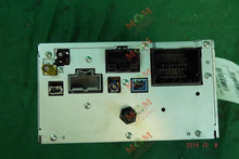 Load image into Gallery viewer, Radio Chevrolet Volt 2012 - MM871646