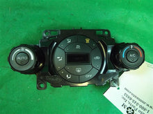 Load image into Gallery viewer, Temperature Controls Ford Fiesta 2015 - MM873670