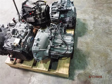 Load image into Gallery viewer, MANUAL TRANSMISSION Kia Magentis Optima 2009 09 2010 10 - MM875296