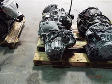 Load image into Gallery viewer, MANUAL TRANSMISSION Kia Magentis Optima 2009 09 2010 10 - MM875296