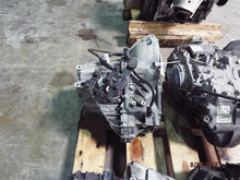 Load image into Gallery viewer, MANUAL TRANSMISSION Kia Magentis Optima 2009 09 2010 10 - MM875296