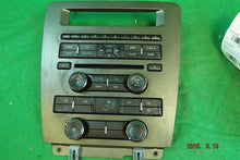 Load image into Gallery viewer, RADIO Ford Mustang 2010 10 - MM881066